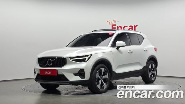 2024 Volvo XC40, VIN YV1XZK928R2378504