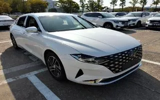 2023 Hyundai Grandeur, VIN KMHF141DBPA504873