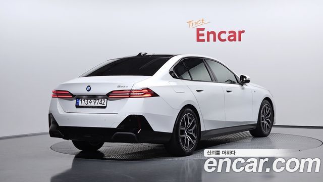 2025 BMW 5-Series, VIN WBA41FL05SCT49490