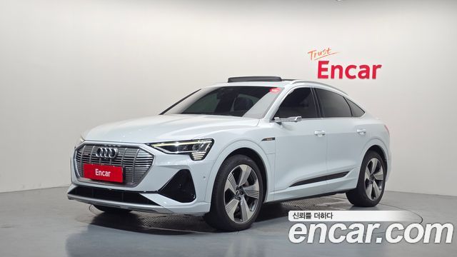 2021 Audi e-tron, VIN WAUZZZGEXMB041570
