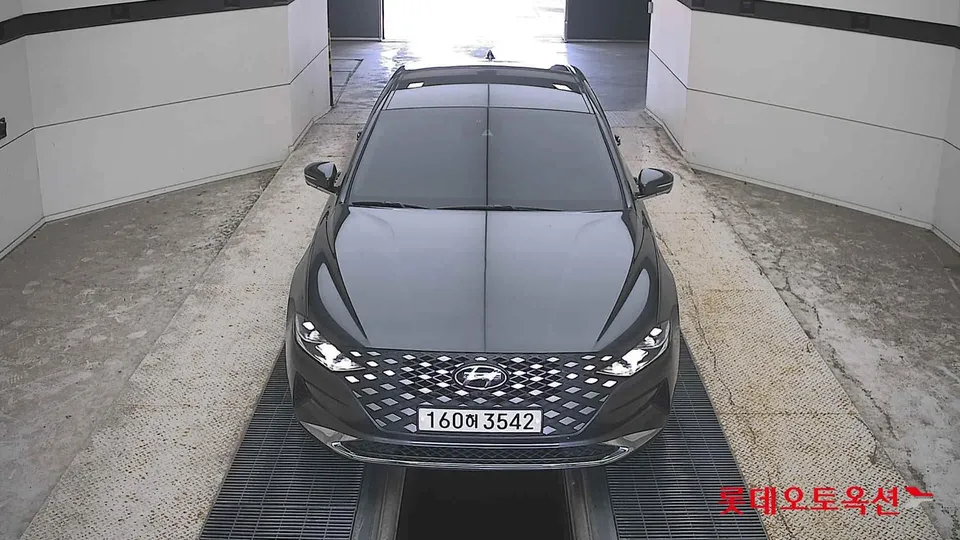 2022 Hyundai Grandeur, VIN KMHF241GBNA460505