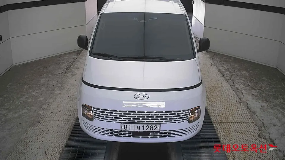 2022 Hyundai Staria, VIN KMFYFX71BNU066876