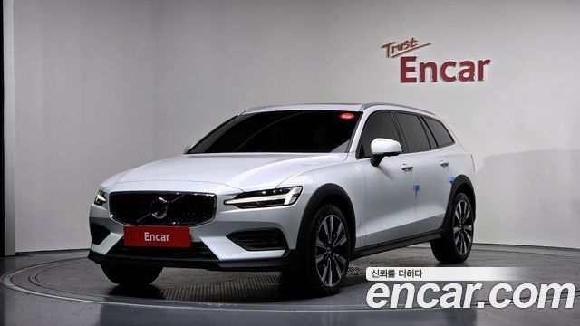 2022 Volvo V60, VIN YV1ZZL12CN1094327