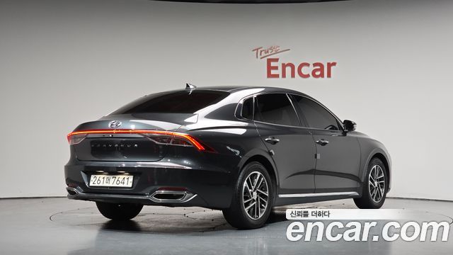 2021 Hyundai Grandeur, VIN KMHF141DBMA406195