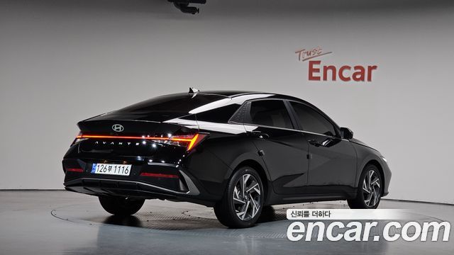 2025 Hyundai Avante, VIN KMHLR41EESU872917