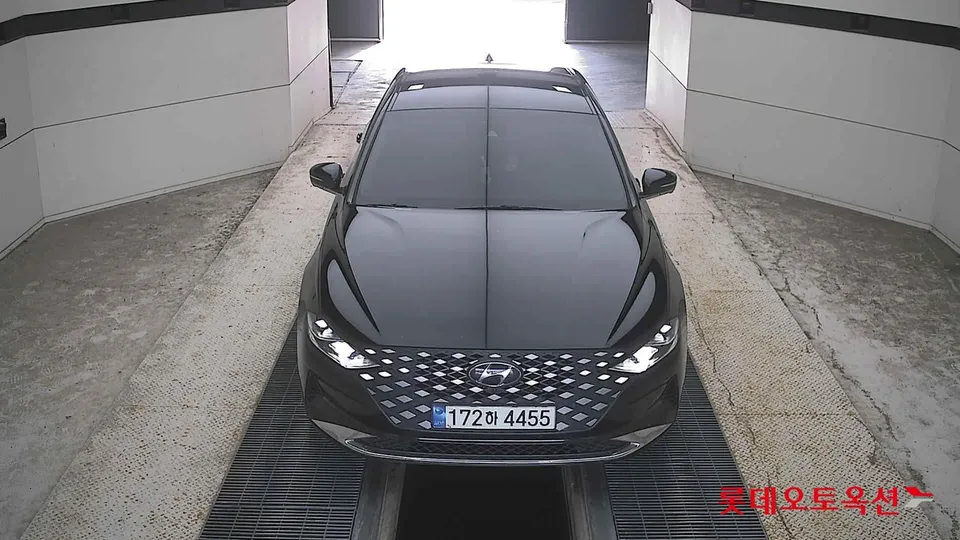 2023 Hyundai Grandeur, VIN KMHF2413BPA151672