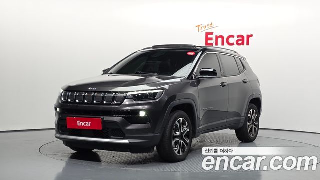 2022 Jeep Compass, VIN 3C4NJDCB8NT175808