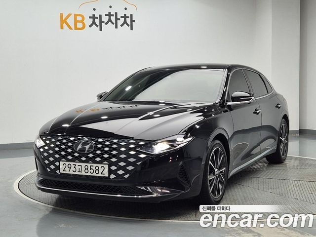 2022 Hyundai Grandeur, VIN KMHF141DBNA451267