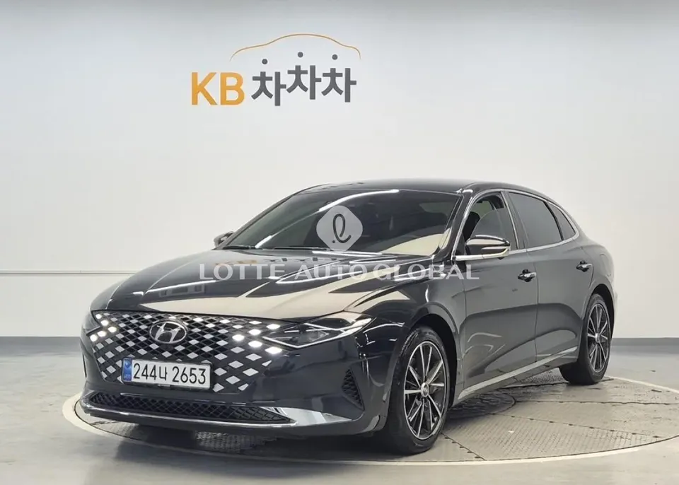 2022 Hyundai Grandeur, VIN KMHF141DBNA467379