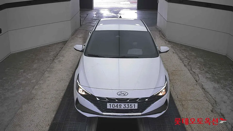 2021 Hyundai Avante, VIN KMHLM41EEMU008490