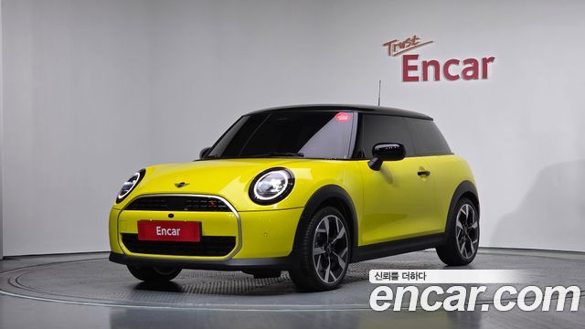 2026 Mini Cooper, VIN WMW21GD02T2Y25830