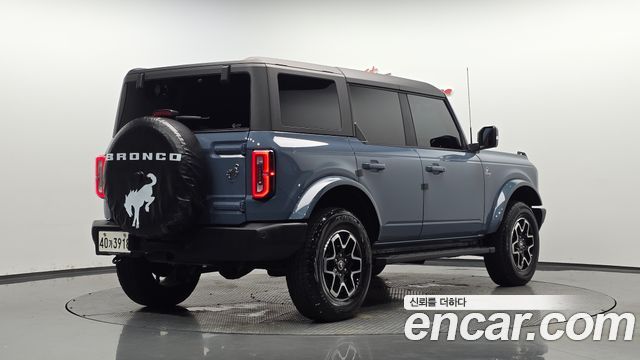 2024 Ford Bronco, VIN 1FMDE8BH4RLB16524