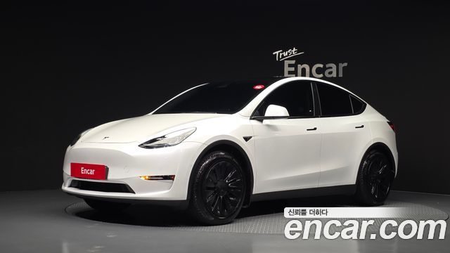 2021 Tesla Model Y, VIN 5YJYGDED9MF238552