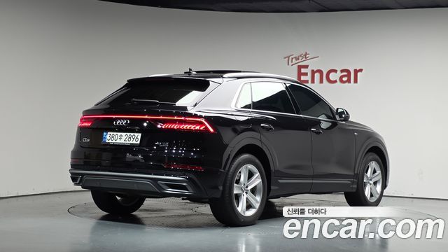 2021 Audi Q8, VIN WAUZZZF13MD005237