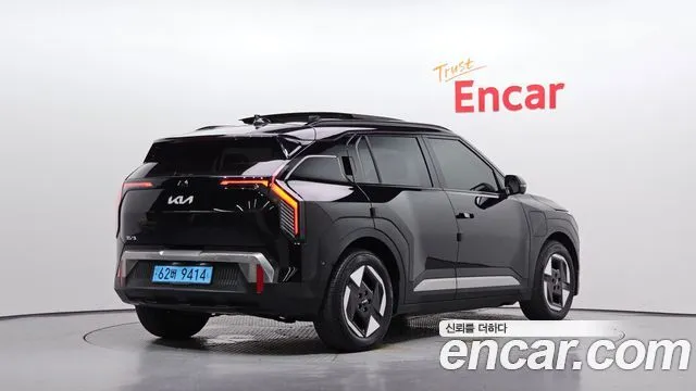 2025 Kia EV3, VIN KNAFC81AFSS001453