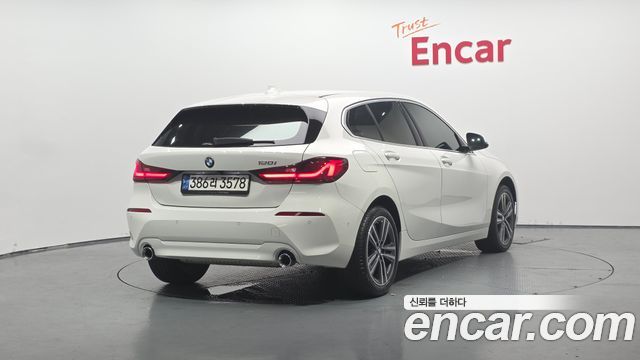 2022 BMW 1-Series, VIN WBA7L7105N7J97224