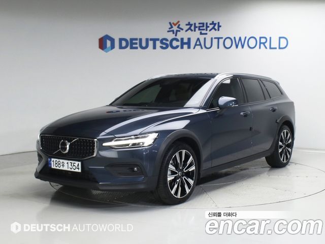 2025 Volvo V60, VIN YV1ZZL120S2145815
