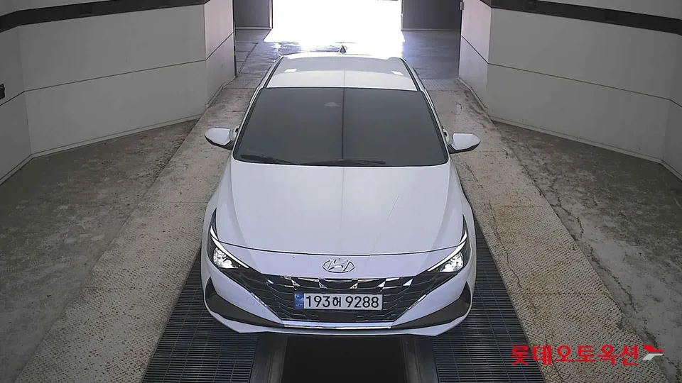 2023 Hyundai Avante, VIN KMHLL41JGPU045559
