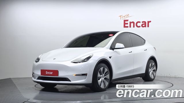 2022 Tesla Model Y, VIN 7SAYGDEEXNF414179