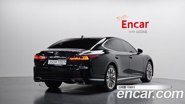 2023 Lexus LS, VIN JTHE5LGF8P5011102