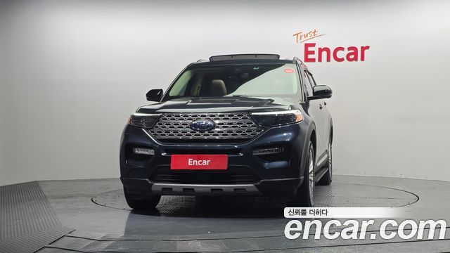 2022 Ford Explorer, VIN 1FMSK8FH5NGB01978