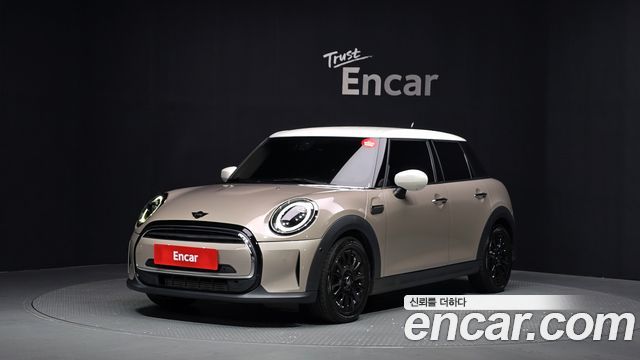 2024 Mini Cooper, VIN WMW41DK02R2V11923