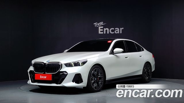 2026 BMW 5-Series, VIN WBA51FJ04TCW02212