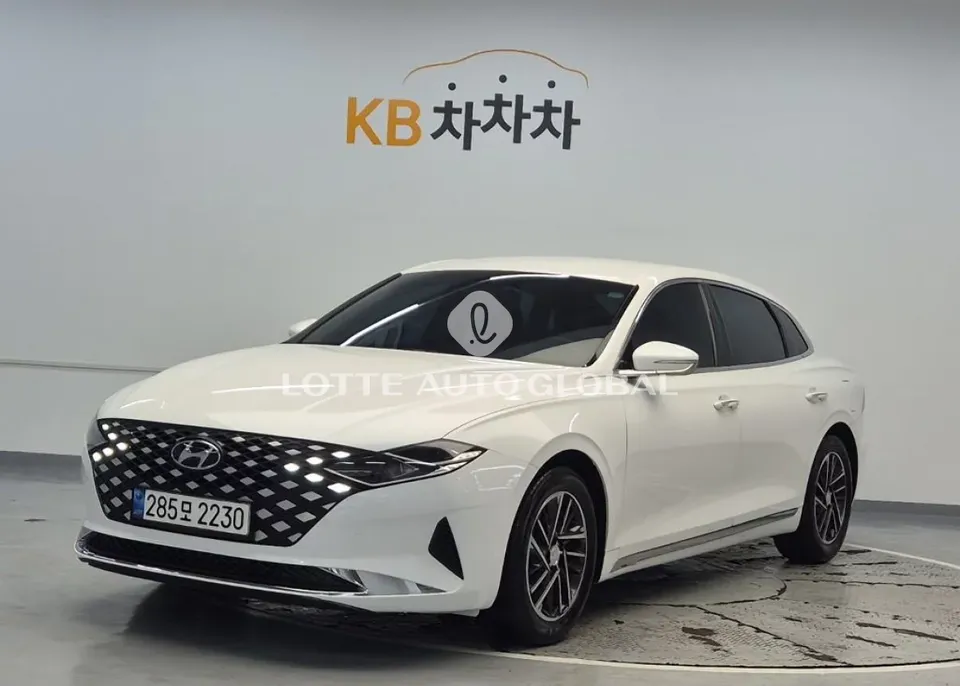2022 Hyundai Grandeur, VIN KMHF141DBNA471433