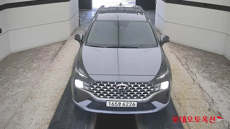 2021 Hyundai Santa Fe, VIN KMHS281HGMU399482