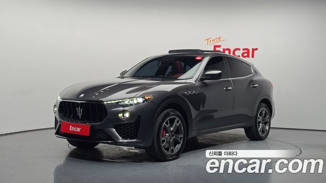 2022 Maserati Levante, VIN ZN661XUG5NX383325