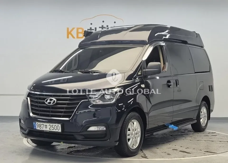 2021 Hyundai Starex, VIN KMFWBX7KBMU190083
