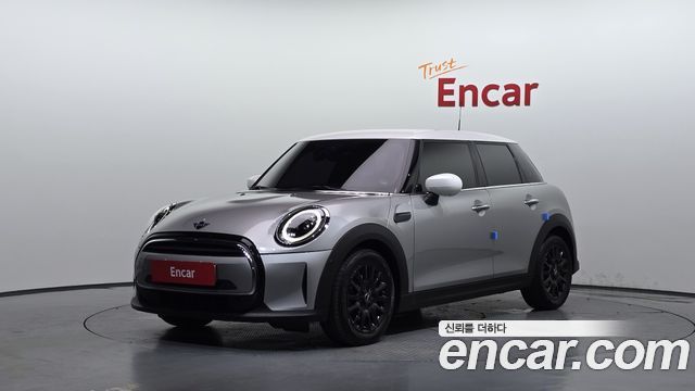 2024 Mini Cooper, VIN WMW41DK04R2U75068