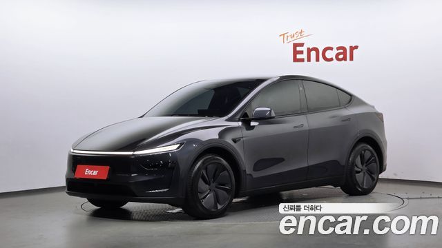 2026 Tesla Model Y, VIN LRWYGCFJ7TC602300