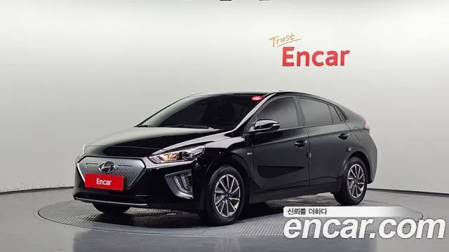 2020 Hyundai Ioniq, VIN KMHC851JFLU067806