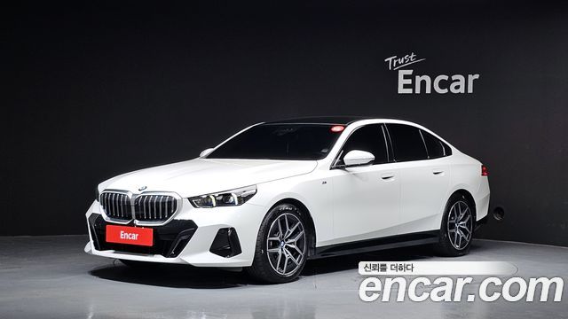 2024 BMW 5-Series, VIN WBA21FJ04RCR68649