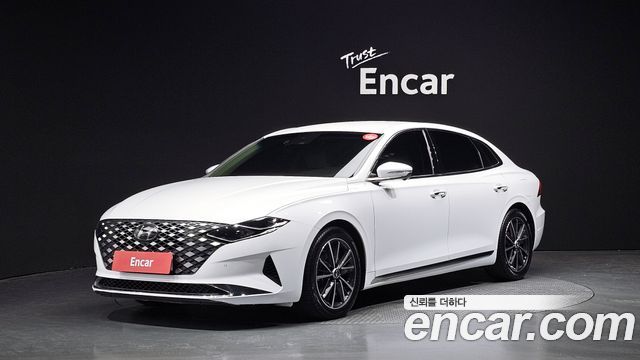 2022 Hyundai Grandeur, VIN KMHF141DBNA498349