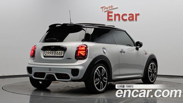 2021 Mini Cooper, VIN WMWXY9109M2N84464