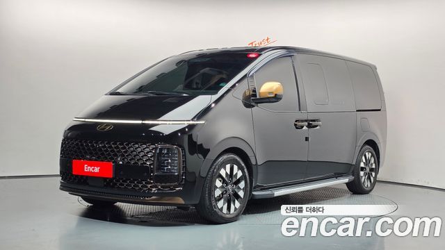 2025 Hyundai Staria, VIN KMHYD81ABSU006815