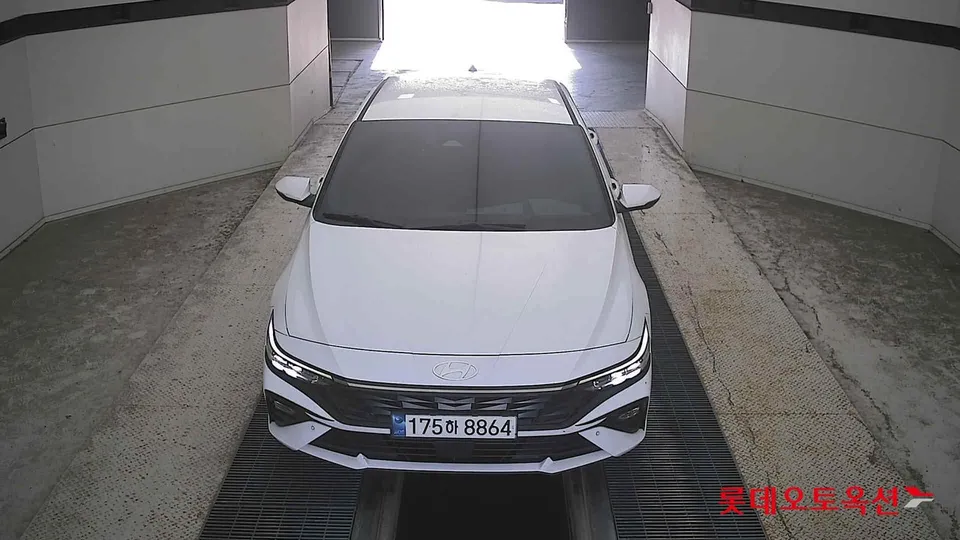 2024 Hyundai Avante, VIN KMHLN41EERU666455