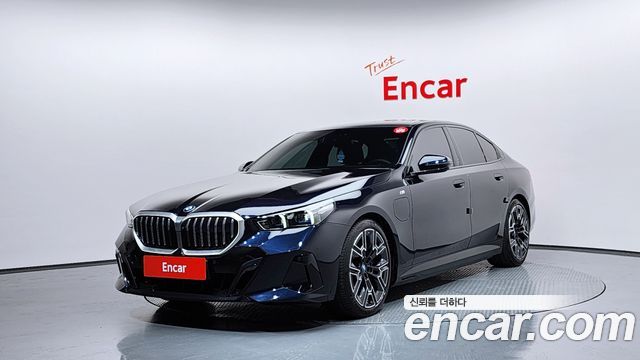2025 BMW 5-Series, VIN WBA71FJ09SCU63718