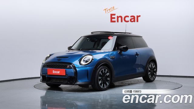 2022 Mini Cooper, VIN WMW61DH02N2S17948