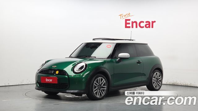 2025 Mini Cooper, VIN WMW81GD03S2X45042