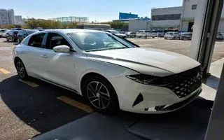 2022 Hyundai Grandeur, VIN KMHF141DBNA458412