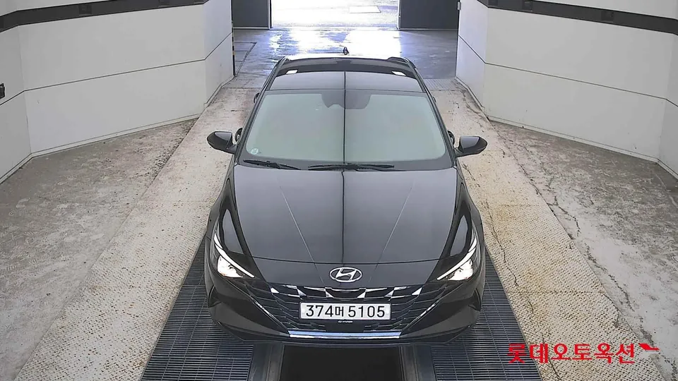 2021 Hyundai Avante, VIN KMHLM41EEMU015729