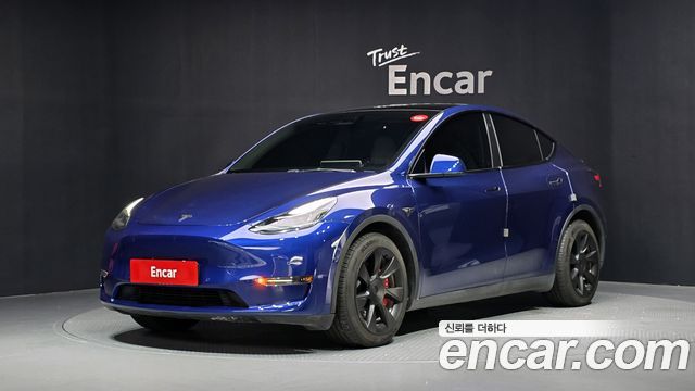 2022 Tesla Model Y, VIN 7SAYGDEEXNF566057