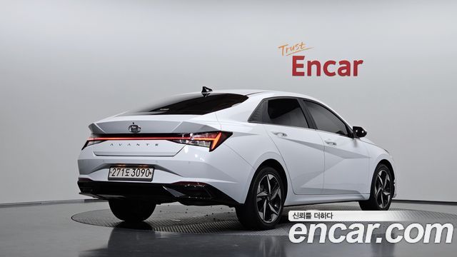 2021 Hyundai Avante, VIN KMHLR41EEMU014663
