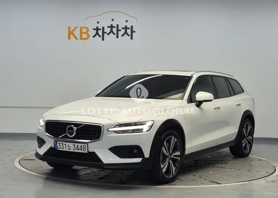 2020 Volvo V60, VIN YV1ZZ102CL1035681