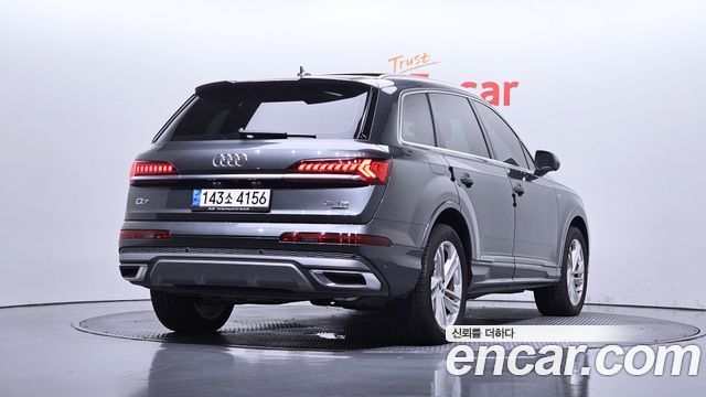 2021 Audi Q7, VIN WAUZZZ4M8MD034777