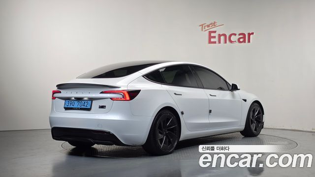 2024 Tesla Model 3, VIN LRW3E7ET7RC177289