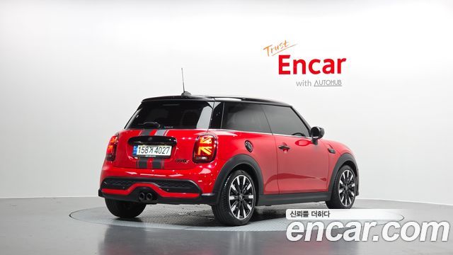 2022 Mini Cooper, VIN WMW61DH0XN2R21489